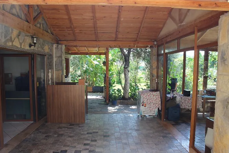 Konukevi Şahin Motel&Restaurant Yalıçiftlik